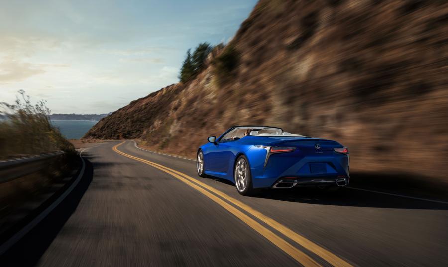  Lexus LC500 Convertible 2020 года  (NA) (фото 15 из 42)